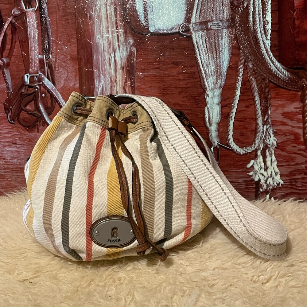 Fossil canvas bucket bag